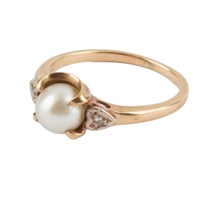 OR 10K, PERLE / 10K GOLD, PEARL
Bague en...