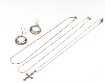 ARGENT / SILVER
Lot de bijoux en argent.
Poids...
