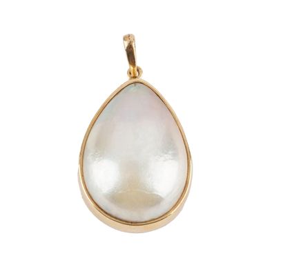 OR 10K, PERLE MABÉ / 10K GOLD, MABE PEARL
Pendentif...