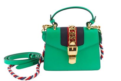GUCCI SYLVIE
Sac Gucci Sylvie à bandoulière...