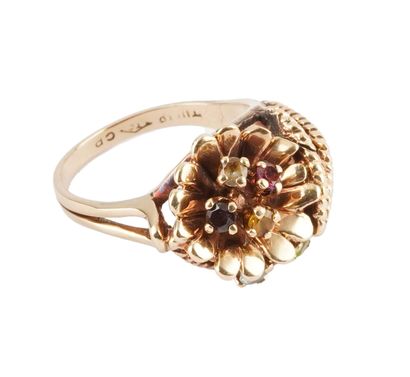 OR 10K / 10K GOLD
Bague en or jaune 10K sertie...