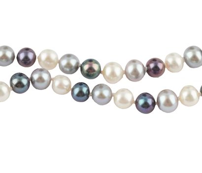 PERLES, OR 14K / PEARLS, 14K GOLD
Collier...
