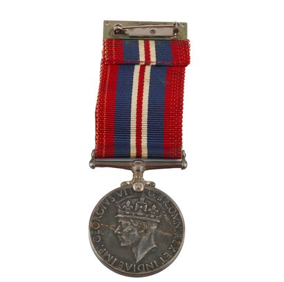 GEORGIVS VI 1939-1945
Médaille de guerre...