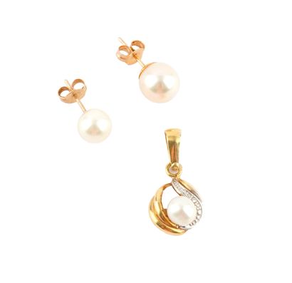OR 14K / 14K GOLD
Pendentif et 2 boucles...