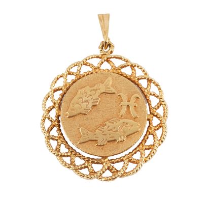 OR 14K / 14K GOLD
Pendentif rond en or jaune...