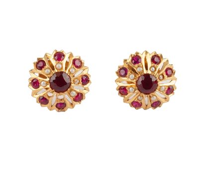 OR 20K / 20K GOLD
Boucle d'oreilles en or...