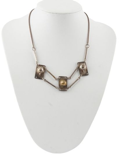 COLLIER ANCIEN, ARGENT
Collier ancien d'époque...