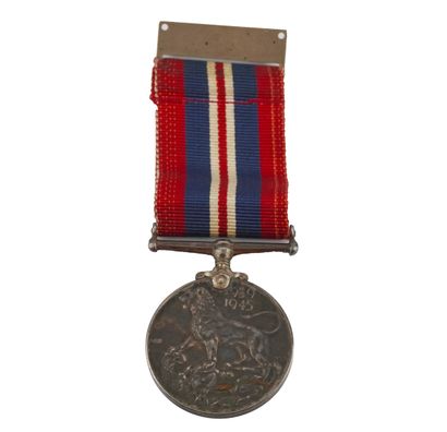 GEORGIVS VI 1939-1945
Médaille de guerre...