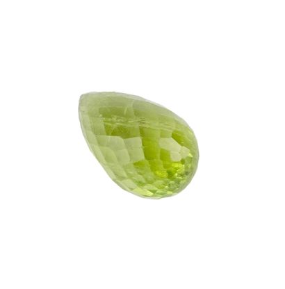 PÉRIDOT / PERIDOT
Péridot en forme d'une...