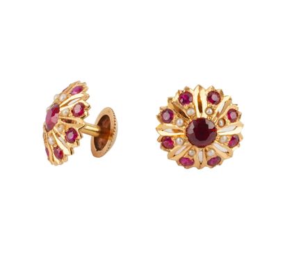 OR 20K / 20K GOLD
Boucle d'oreilles en or...