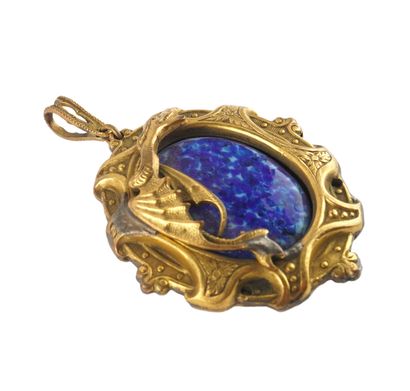 BROCHE DE STYLE VICTORIEN
Vintage broche...