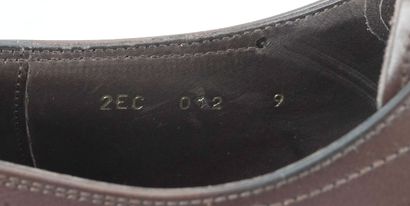 PRADA
Chaussure Prada en cuir marron.
Taille:...