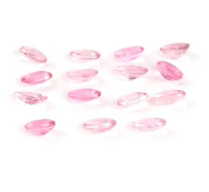 SPINEL
Lot of 15 (fifteen) natural oval cut...