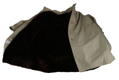 MANTEAU FOURRURE 
Manteau de marque 