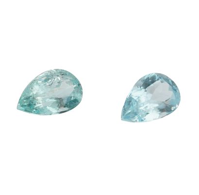 AQUAMARINE
Lot consisting of 2 (two) natural...