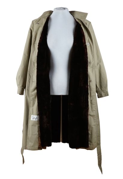 MANTEAU FOURRURE 
Manteau de marque 
