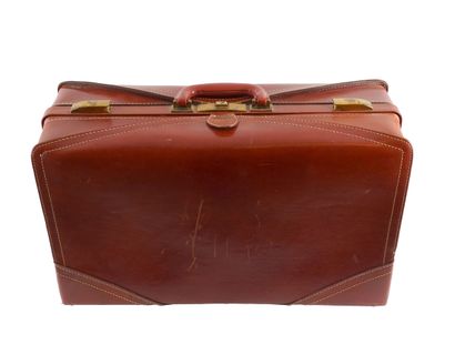 MAJESTIC
Valise Majestic en cuir marron,...