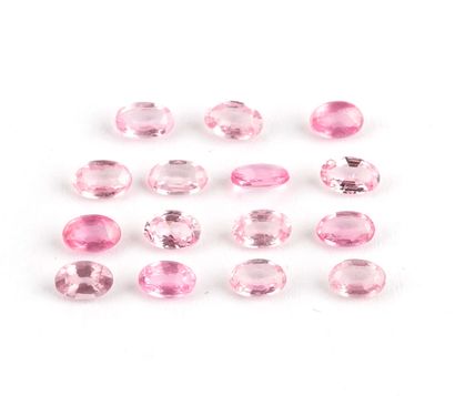 SPINEL
Lot of 15 (fifteen) natural oval cut...