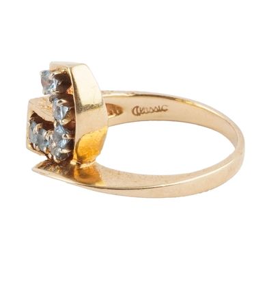 OR 10K / 10K GOLD
Bague en or jaune 10K sertie...