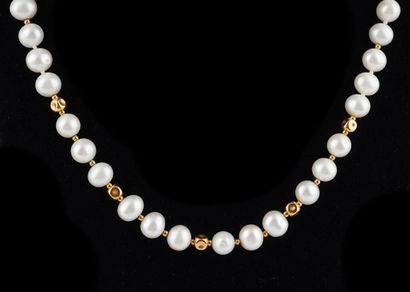 PERLES, OR 14K / PEARLS, 14K GOLD
Collier...