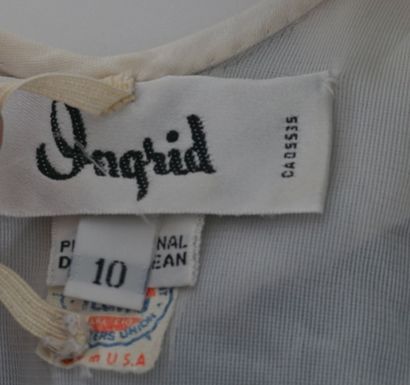 INGRID
Robe Ingrid en coton de couleur blanc...