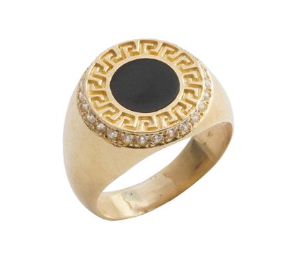 10K GOLD
Men's Chevalière in 10K yellow gold...