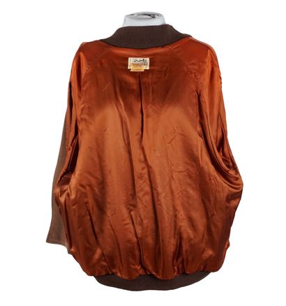 HERMÈS
Blouson Hermès en laine, cachemire,...