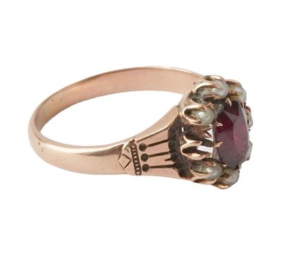 OR 10K / 10K GOLD
Bague en or jaune 10K sertie...