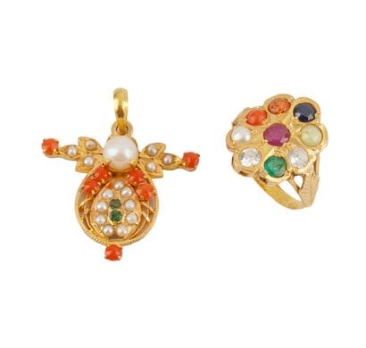 20K GOLD
20K Yellow Gold Ring and Pendant...