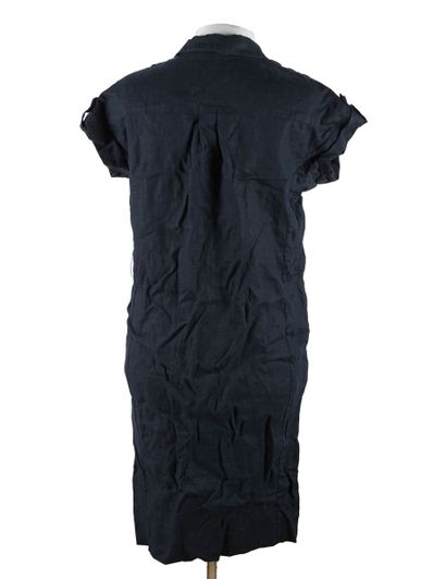 JAEGER
Robe en lin bleu marine.
Taille: S...