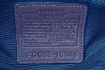 COACH
Sac Coach en cuir marron, une anse...