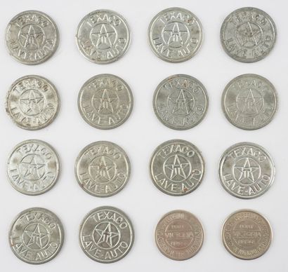 JETONS/ TOKENS
Lot de jetons comprenant quatorze...