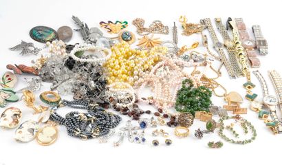 FANTAISIE / COSTUME
Lot de bijoux fantaisie...