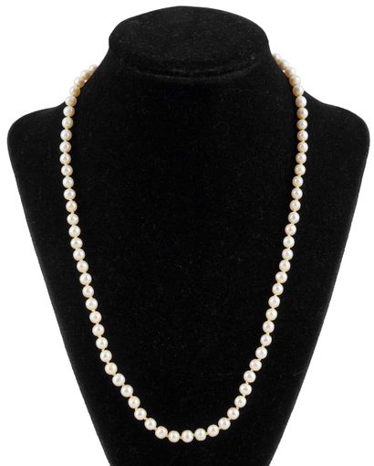 PERLES, OR 14K / PEARLS, 14K GOLD
Collier...