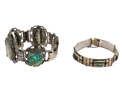 ARGENT / SILVER
Deux bracelets en argent...