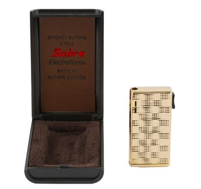 BRIQUETS
Lot comprenant 2 briquets: Ponson...