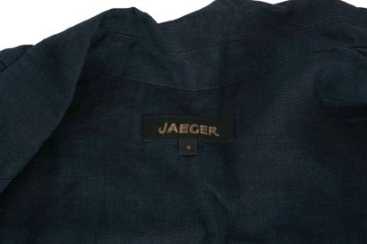 JAEGER
Robe en lin bleu marine.
Taille: S...