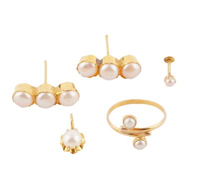 22K GOLD
22K Yellow Gold Jewelry Set with...