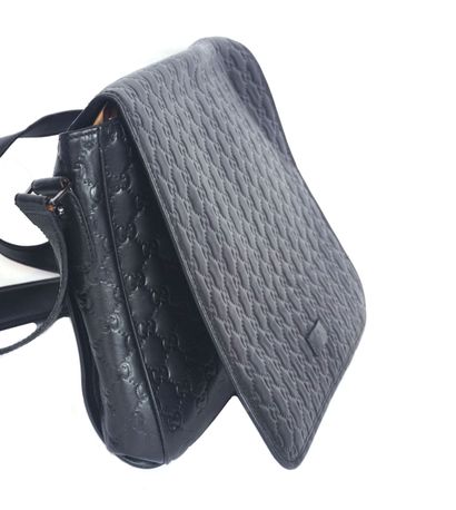 GUCCI
Gucci Micro Guccissima shoulder bag...