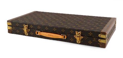 LOUIS VUITTON - GAME CASE, CHESS

Louis Vuitton...