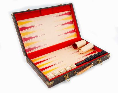 LOUIS VUITTON - GAME CASE, BACKGAMMON

Louis...
