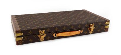 LOUIS VUITTON - GAME CASE, CARTES

Louis...