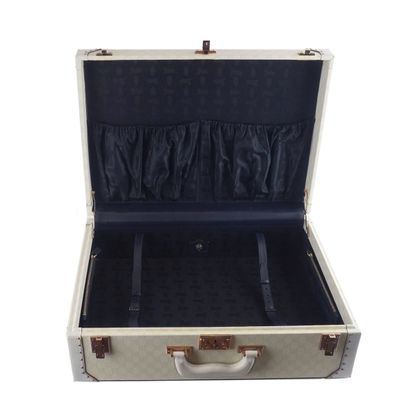 GUCCI
Gucci trunk in Monogam GG canvas and...