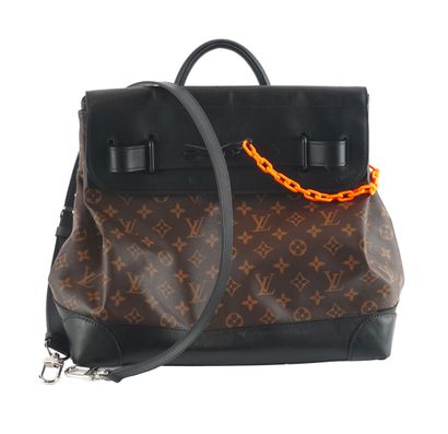 LOUIS VUITTON STEAMER
Louis Vuitton Steamer...