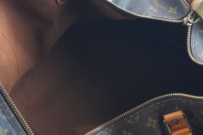 LOUIS VUITTON KEEPALL 55
Louis Vuitton Keepall...