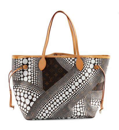 LOUIS VUITTON x YAYOI KUSAMA NEVERFULL
Louis...