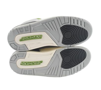 NIKE AIR JORDAN
Nike Air Jordan 3 Retro shoes,...