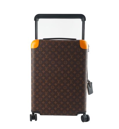 LOUIS VUITTON HORIZON
Louis Vuitton Horizon...