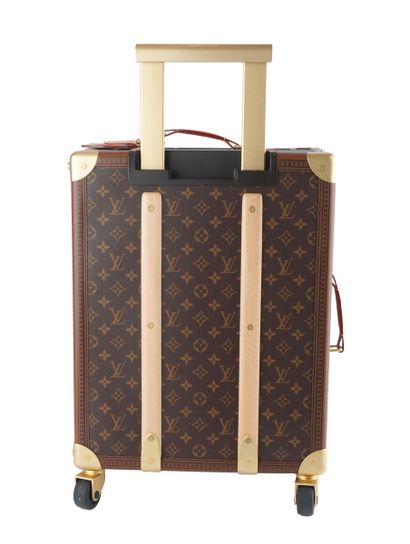 LOUIS VUITTON ROLLING TRUNK
Louis Vuitton...
