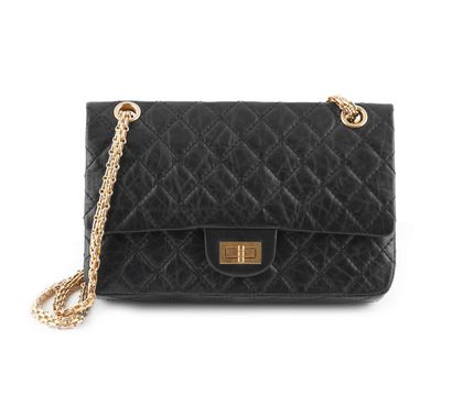 CHANEL 2.55
Chanel shoulder handbag Model...